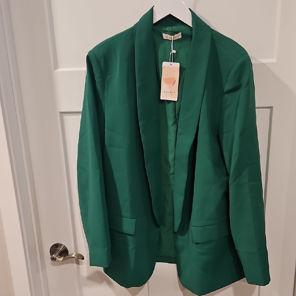 Chic Green Women's Blazer